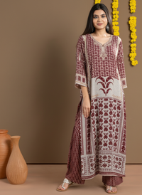 Women’s Maroon Printed Straight Kurta with V-Neck
