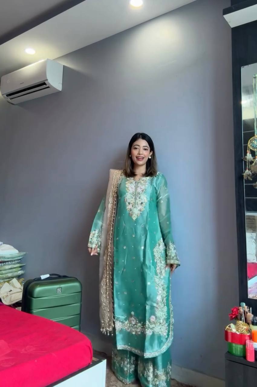 Aqua Green Embroidered Organza Suit Set with Net Dupatta