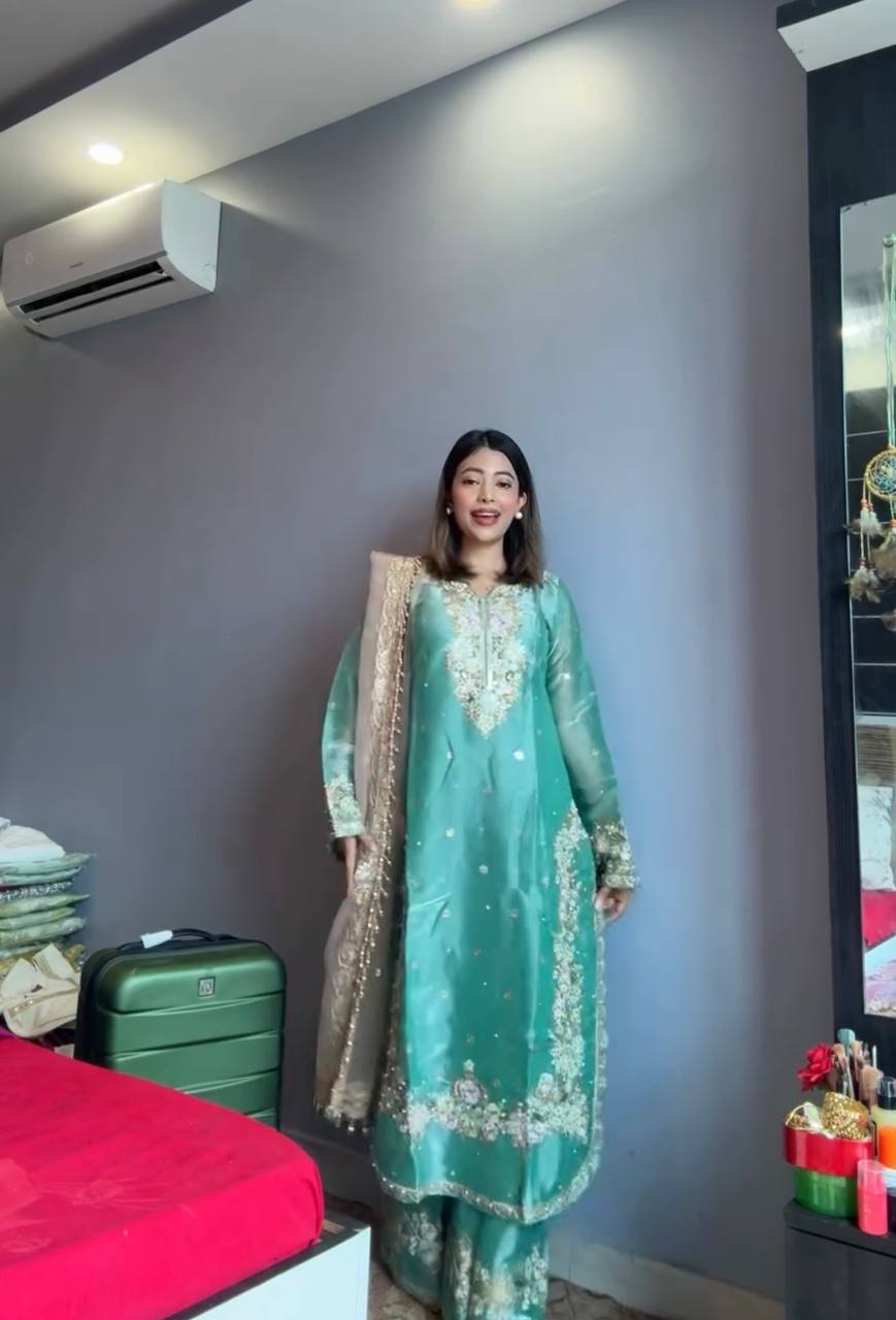 Aqua Green Embroidered Organza Suit Set with Net Dupatta