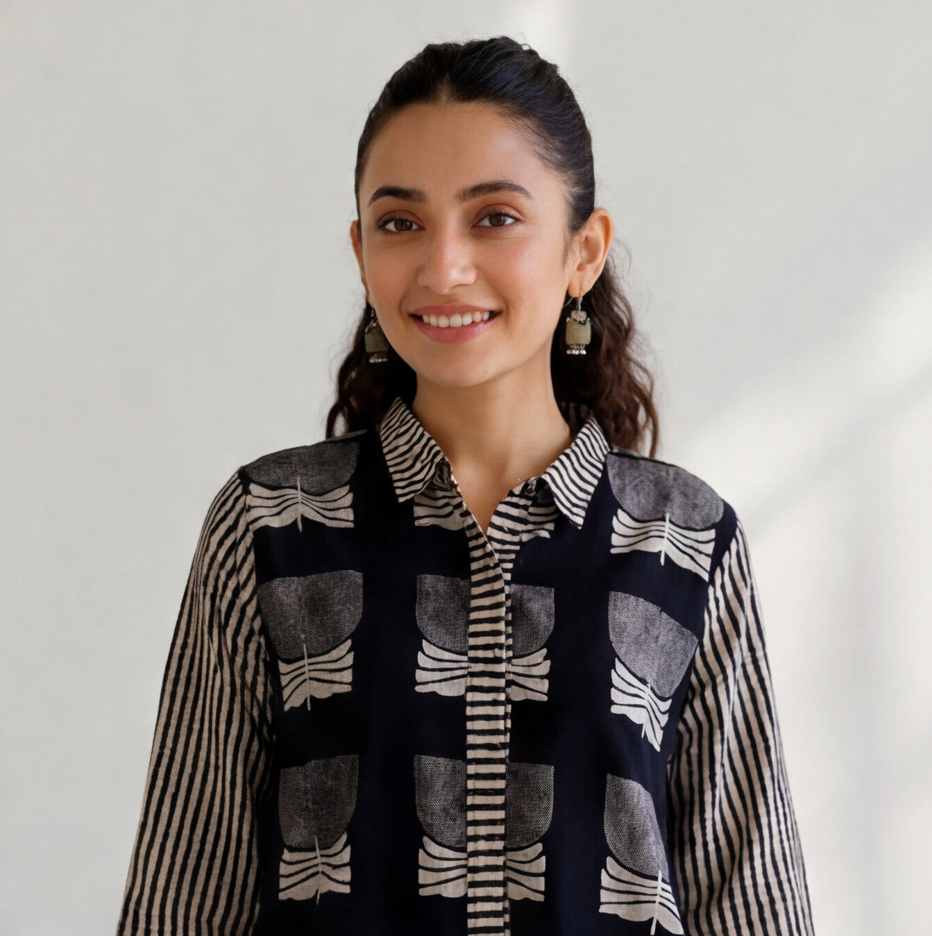Women's Black & White Printed Cotton A-Line Kurta